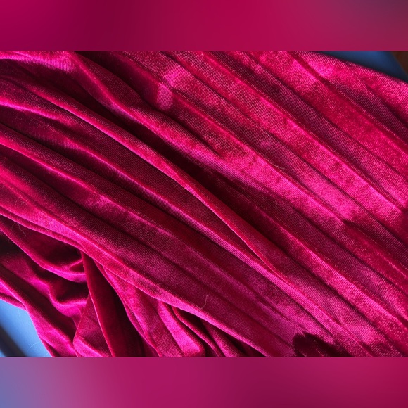 NWT Noelle Red Velvet Midi Dress | Pleated, V-Neck, A-Line | Women’s Plus 2X - Picture 7 of 16